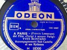 78 RPM YVES MONTAND - A Paris  - Les feuilles mortes - ODEON H 18300 Italian pr