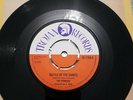 The Pioneers trojan label 45 Battle of the giants