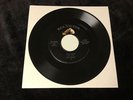 ELVIS PRESLEY 45 47-6640 JUST BECAUSE/BLUE MOON ORIGINAL DOT EARLY RCA NM RARE