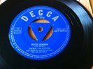 50's POP - DICKIE VALENTINE - MISTER SANDMAN / RUNAROUND - THICK TRI - EXCELLENT
