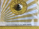 CARL PERKINS: 45 BLUE SUEDE SHOES  /  HONEY DON’T  SUN 234 EXCELLENT  ?? ????