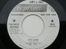 MISTY WIZARDS It’s Love/Blue Law Sunday 45 1967 Michigan folk/garage, Reprise NM