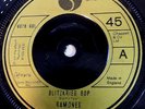 RAMONES   Blitzkrieg Bop   SIRE 1976 UK 1ST PRESSING 7