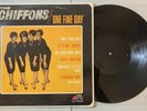 The Chiffons - One Fine Day LP 1963 Laurie LLP 2020 Mono Soul Doo Wop G+/G+