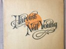 NEIL YOUNG - HARVEST   VG+ VINYL LP / lyric booklet / black inner / gatefold