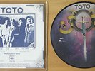 NM/NM  TOTO HOLD THE LINE b/w TAKIN' IT BACK 7
