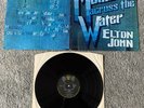 Elton John ?– Madman Across The Water (UK Vinyl LP, 1971) Red Translucent EX-/NM