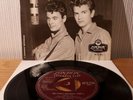 The Everly Brothers Number 3 - Rip It Up / Should We Tell Him - 7