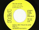 Crossover Soul 45 - Willie Hutch - When A Boy Falls In Love - RCA - VG++ mp3