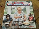 EX+ MRS MILLS WHAT A WONDERFUL PARTY 2LP PG TIPS CHIMPS HAVING TEA GREAT SLEEVE