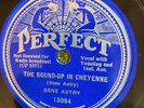 Perfect 13094 GENE AUTRY Round-Up In Cheyenne 78rpm EE+ Country 1934
