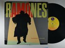 RAMONES Pleasant Dreams ROCK LP ORIGINAL SIRE SRK 3571 STRAWBERRY ORIG INNER