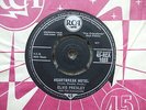 Elvis Presley - Heartbreak Hotel / All Shook Up - RCA 1088 Round Centre. VG-