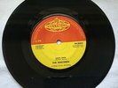 THE KINGSMEN - 'LOUIE LOUIE' / 'HAUNTED HOUSE' PYE INT. 7N25231 ALL TIME CLASSIC