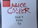 Alice Cooper Don’t Give Up Limited Edition 7” Vinyl Record In Hand