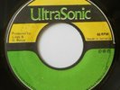 Rare 1977 Roots Reggae Dub - Ronnie Davis - RUN AROUND GIRL - ULTRASONIC BLANK 7
