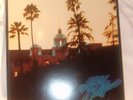 VINTAGE EAGLES HOTEL CALIFORNIA RECORD 1976 IN VERY GOOD CONDITION NICE VINYL