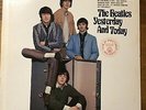 THE BEATLES - YESTERDAY AND TODAY 12“ VINYL LP APPLE RECORDS USA ST-2553