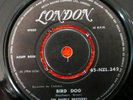 The EVERLY BROTHERS Bird Dog 45 LONDON New Zealand NZL 342  7   RARE