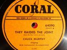 Chuck Murphy-ROCKABILLY-CORAL 64090 They Raided The Joint /Blue Ribbon Boogie A3