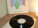 GENESIS DUKE GATE FOLD COVER UK 1ST PRESSING 1980