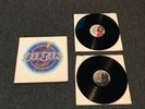 Bee Gees Greatest Lp Vinyl Record 1979 1st U.S Pressing Embossed Cover Near Mint