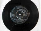 Martha & The Vandellas- Love Bug Leave My Heart Alone/One Way Out UK TMG 621 VG+