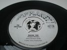 VINYL 7