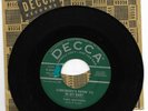 YORK BROTHERS-DECCA 30473 PROMO ROCKABILLY45 RPM EVERYBODY'S TRYIN' TO BE MYBABV