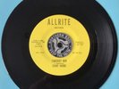 DANNY MOORE * SOMEBODY NEW * STAFFORD CLASSIC R&B NORTHERN SOUL ??