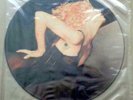 MADONNA -VOGUE- 12