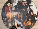 Guns N' Roses - Don't Cry - 12