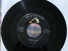1955 ELVIS PRESLEY THAT'S ALL RIGHT /BLUE MOON OF KENTUCKY 45 RPM RCA DOG ON TOP