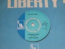 STRAWBERRY CHILDREN # LOVE YEARS COMING / ONE STANDS HERE #   ROCK / PSYCH 7