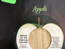 RARE SAME LABELS RADHA KRISHNA TEMPLE 1810 APPLE 45 w/ PRICE TAG