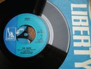 THE MOON - PIRATE - RARE UK PSYCHE LIBERTY LBF 15333 / 1969 IN CO.SLEEVE EX/+