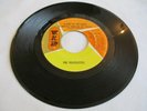 VELVELETTES -  A BIRD IN THE HAND / SINCE YOU'VE BEEN LOVING ME - V.I.P.