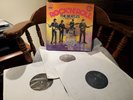 THE BEATLES & JOHN LENNON ROCK 'N' ROLL 3 LP BOX SET. NEAR MINT CONDITION.