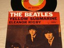 Beatles 45 Yellow Submarine/Eleanor Rigby Straight Top E Coast Picture Sleeve