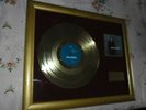 JOHNNY HALLYDAY - CADRE - DISQUE D'OR 
