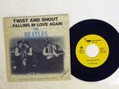 BEATLES TWIST AND SHOUT / FALLING IN LOVE AGAIN BEETLESONG JPGR-1 Japan VINYL 7