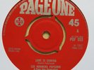 LEE HARMERS POPCORN Love Is Coming / Hello Sunshine UK 7