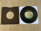 The Beatles Apple 45 record HEY JUDE 1968 1st Press Missing Credits Tab Sleeve