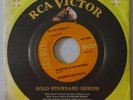 ELVIS PRESLEY. GOLD STANDARD (Orange) MILKCOW BLUES 45. 447-0603. USA.