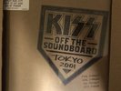 OFFICIAL KISS OFF THE SOUNDBOARD TOKYO 2001 CLEAR & BONE VINYL 3 LP SET IN HAND