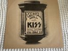 KISS     The Originals BOOKLET Vintage 1st Presing  LP NBLP 7032