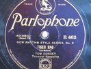 Louis Armstrong  & Tom Dorsey 78 RPM / Ain`t Misbehavin`& Tiger Rag (124-0620-P)