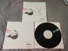 SELENA GOMEZ RARE BLACK VINYL SIGNED AUTOGRAPHED SUPER RARE