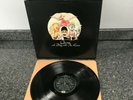 LP VINYL ALBUM QUEEN A DAY AT THE RACES 1976 UK 1ST PRESS EMTC 104 VG+/VG+