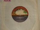 KISS RARE 1975 AUSSIE  45 -  C'MON AND LOVE ME  1970s ROCK - MINT